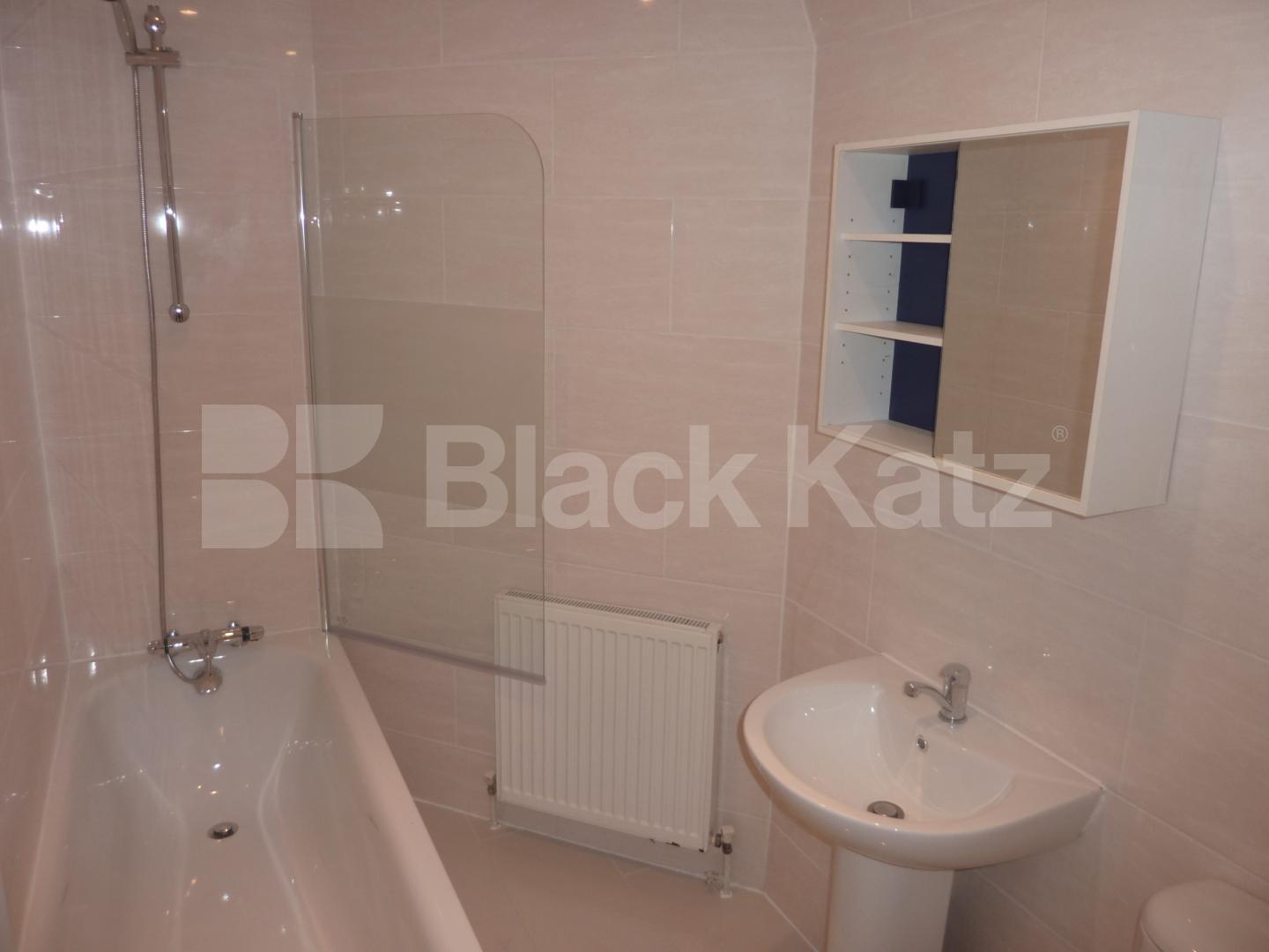 			NEW INSTRUCTION!, 1 Bedroom, 1 bath, 1 reception Flat			 Queens Crescent, KENTISH TOWN